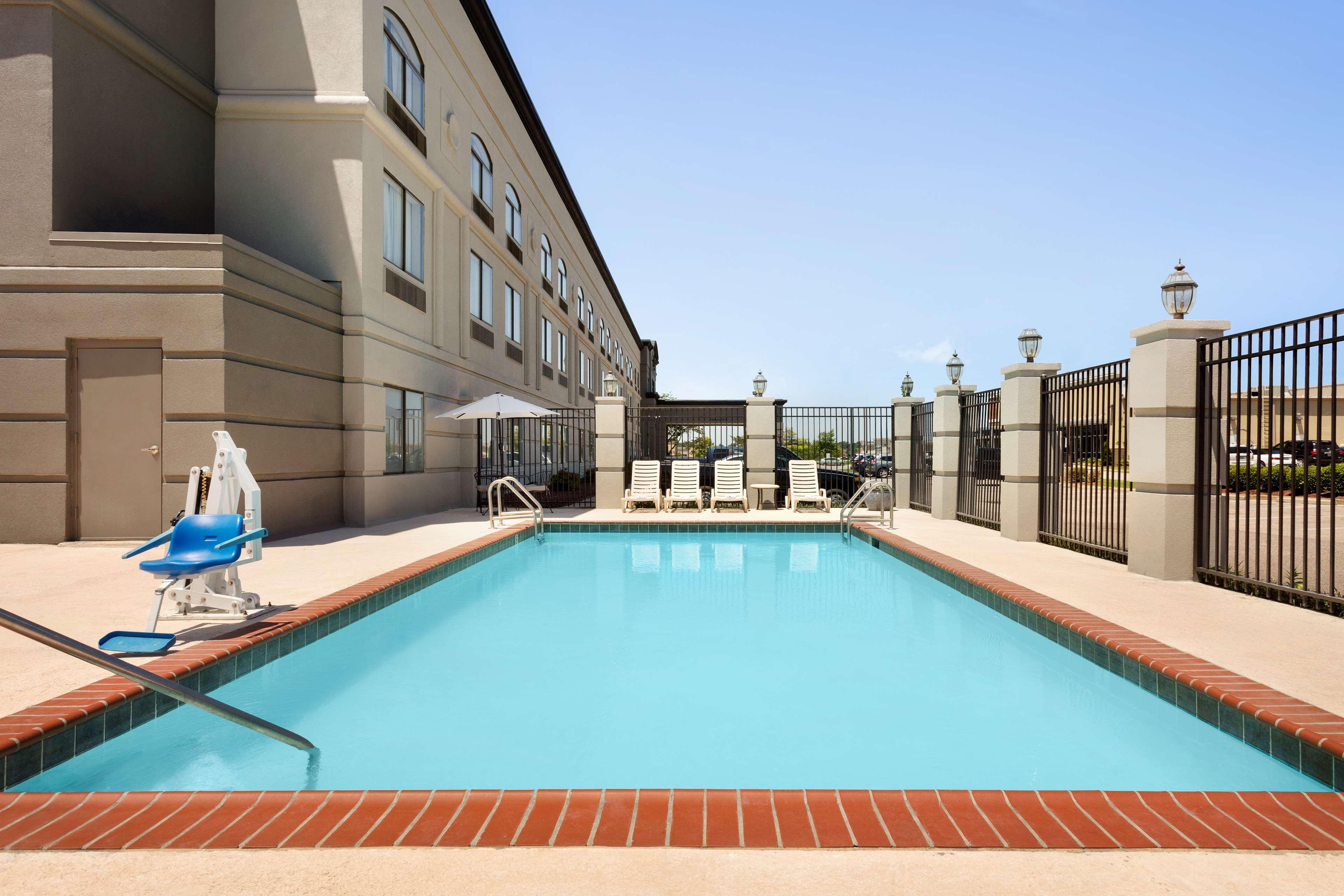 Country Inn & Suites By Radisson, Wolfchase-Memphis, Tn Ngoại thất bức ảnh