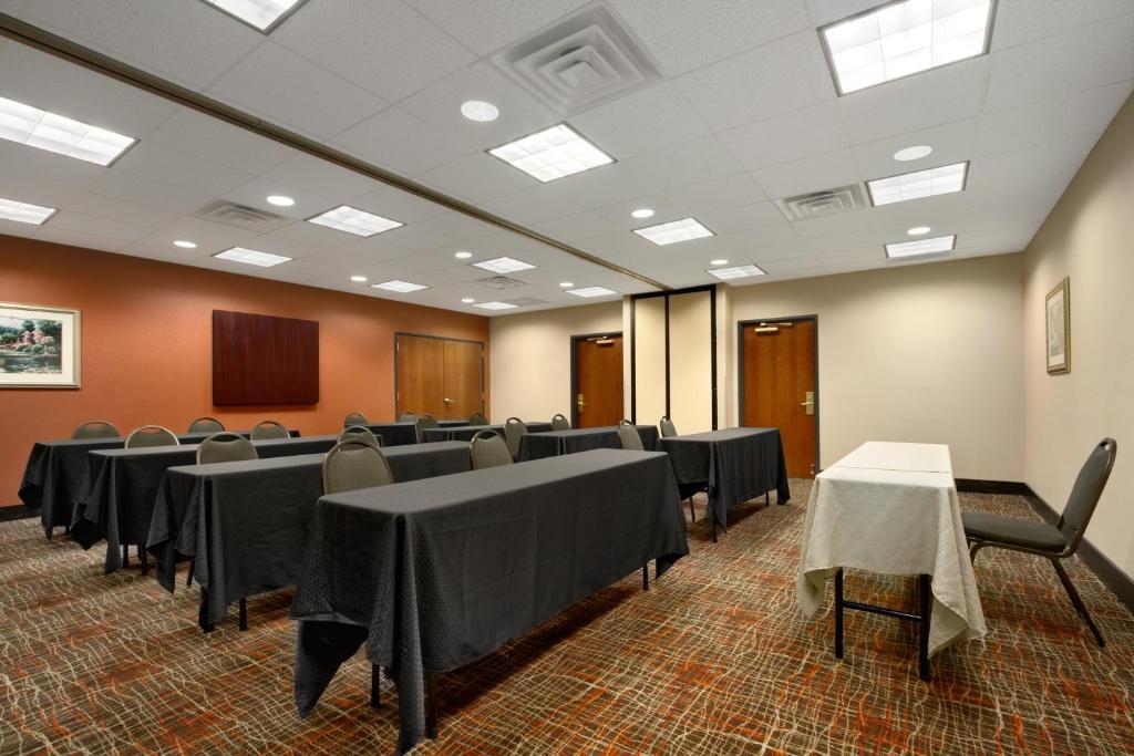Country Inn & Suites By Radisson, Wolfchase-Memphis, Tn Ngoại thất bức ảnh